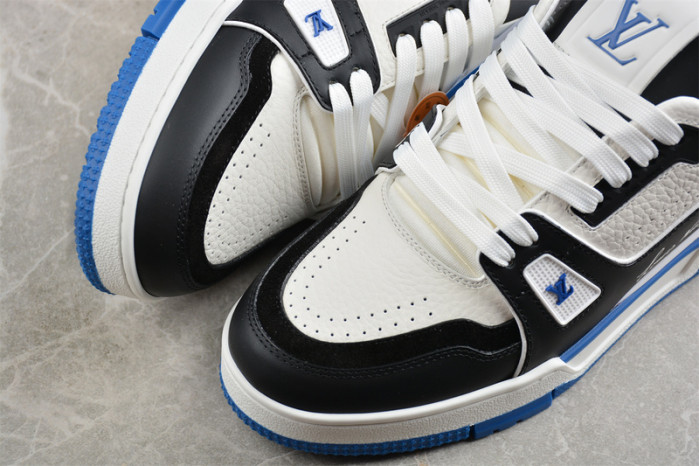 L1VV TRAINER