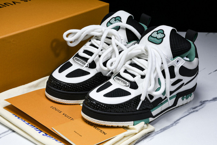 L1VV TRAINER