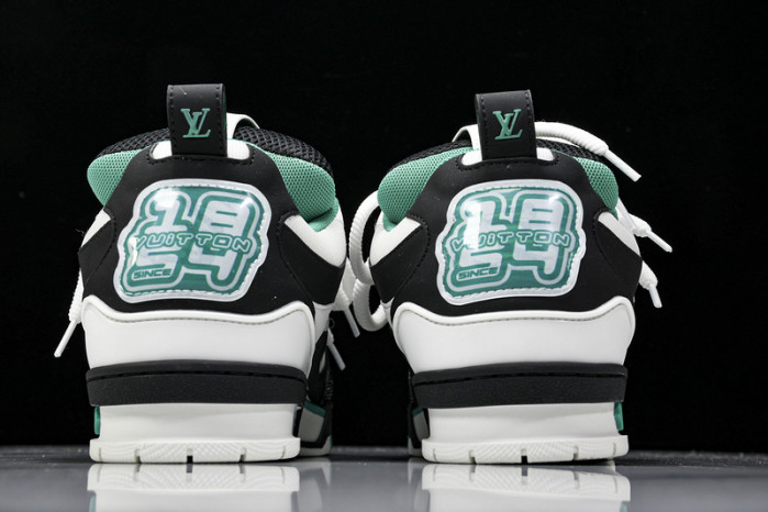 L1VV TRAINER
