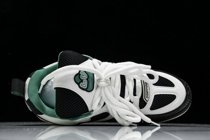 L1VV TRAINER
