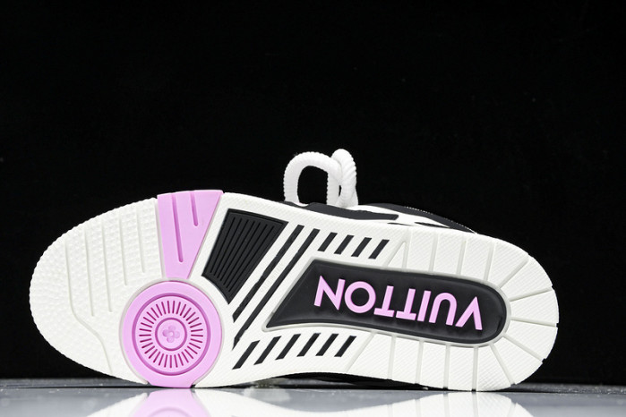 L1VV TRAINER