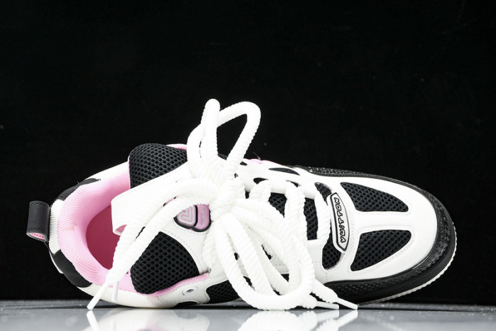 L1VV TRAINER