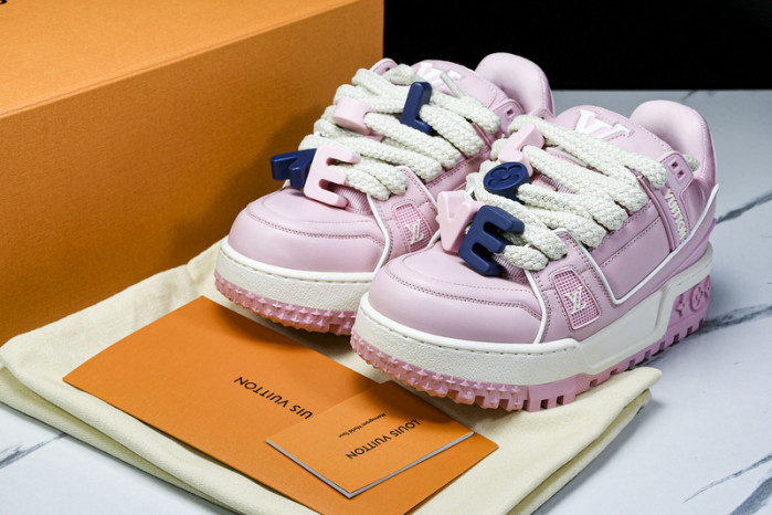 L1VV TRAINER