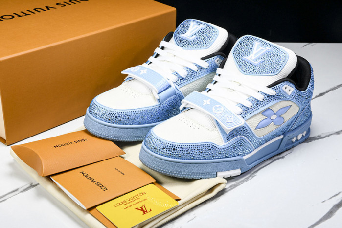 L1VV TRAINER