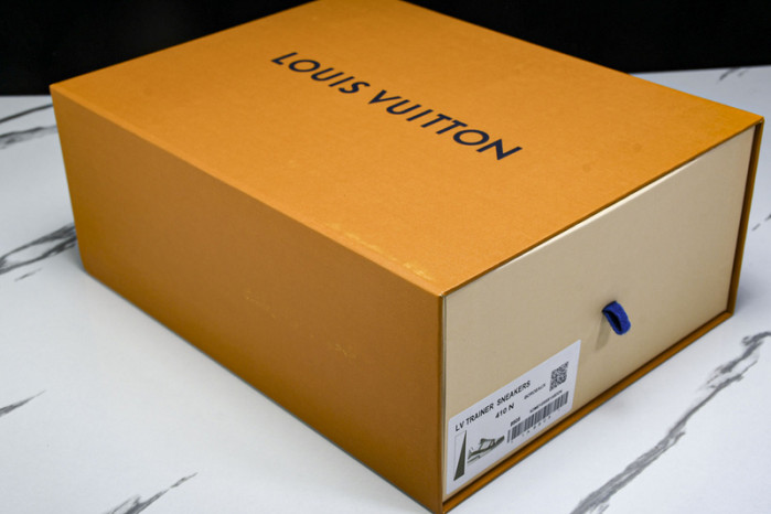 L1VV TRAINER