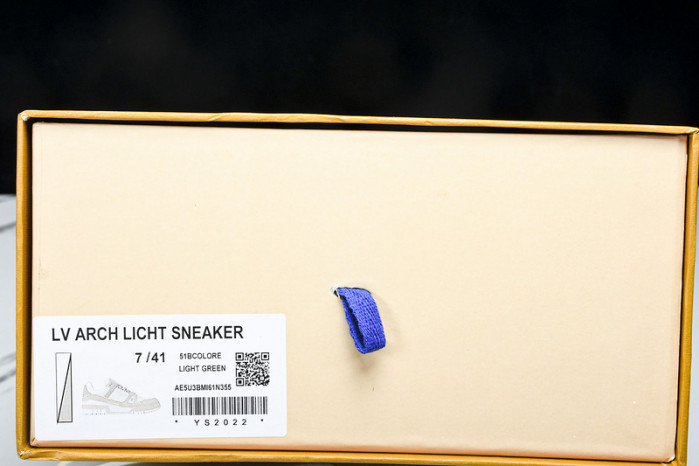 L1VV TRAINER