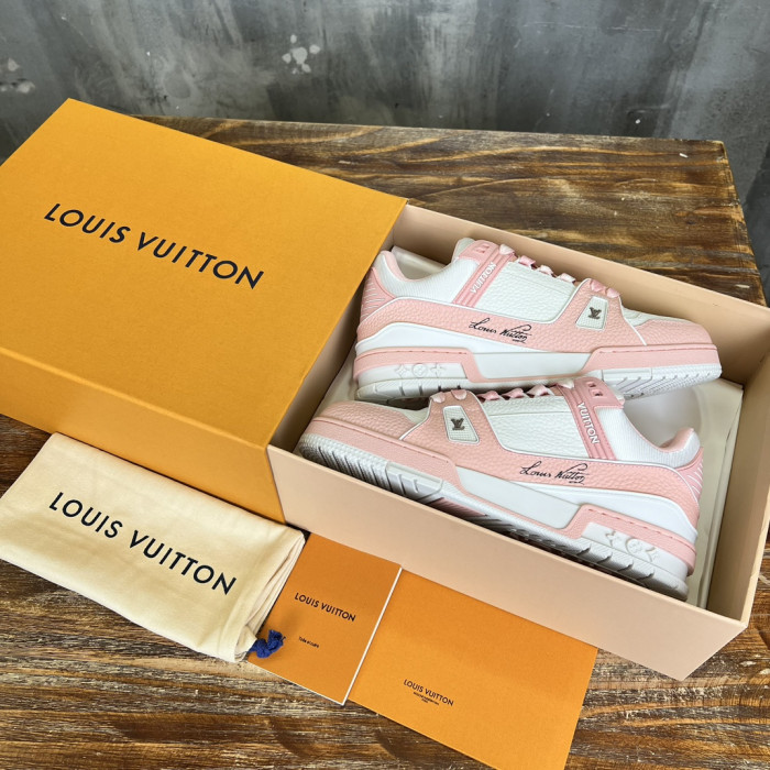 L1VV TRAINER