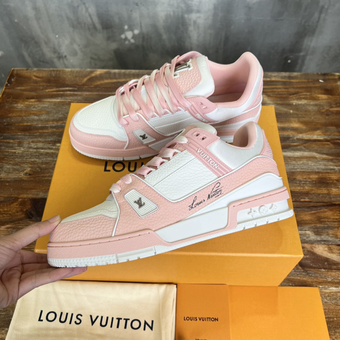 L1VV TRAINER