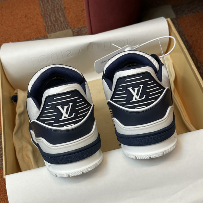 L1VV TRAINER