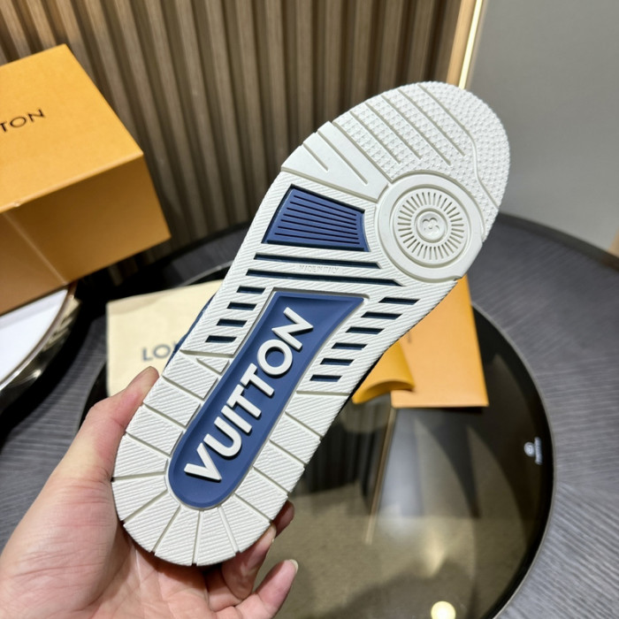 L1VV TRAINER