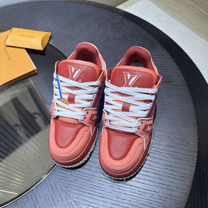 L1VV TRAINER