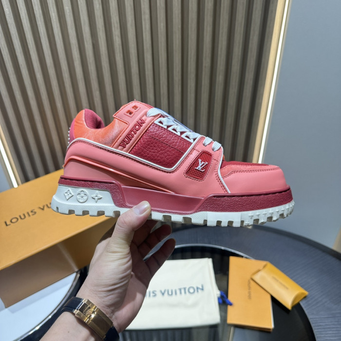 L1VV TRAINER