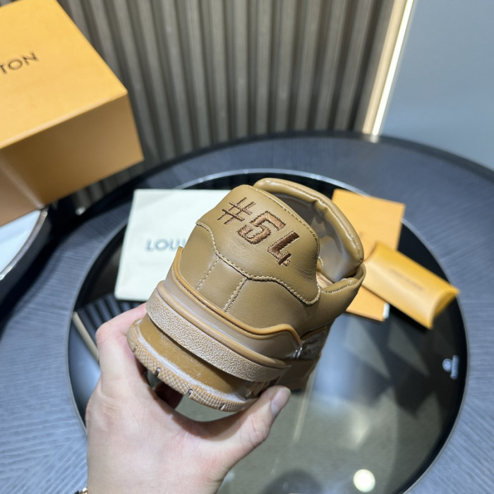 L1VV TRAINER