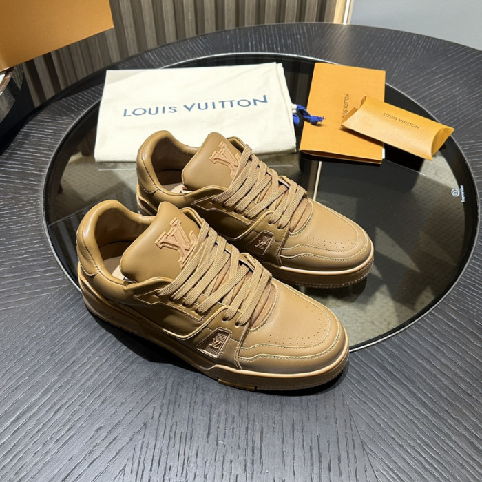 L1VV TRAINER