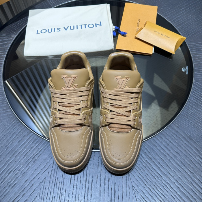 L1VV TRAINER