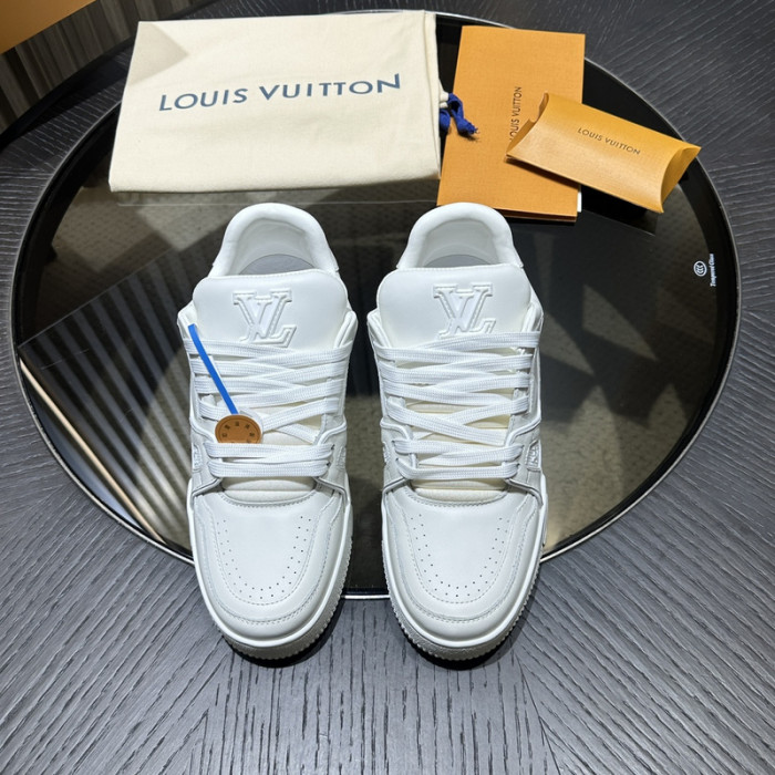 L1VV TRAINER