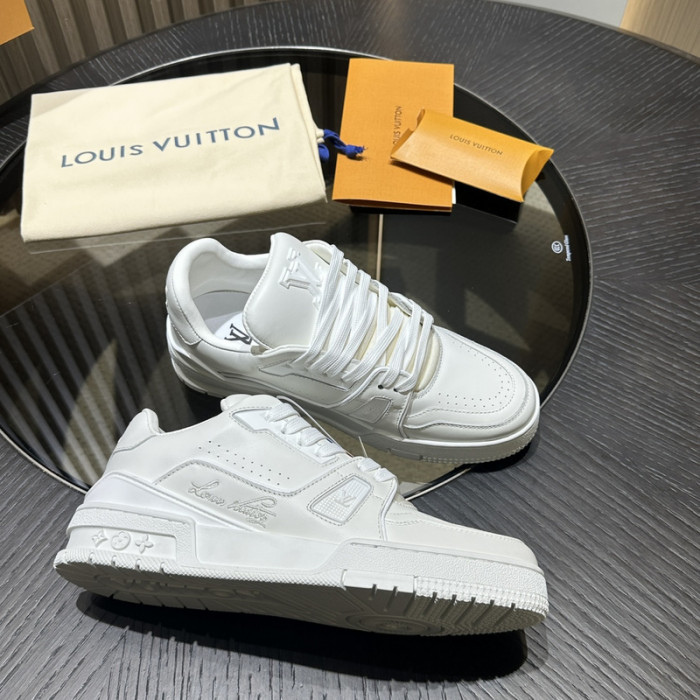 L1VV TRAINER