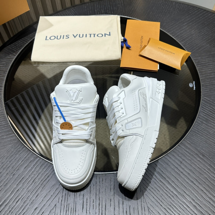 L1VV TRAINER