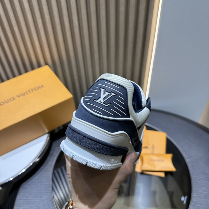 L1VV TRAINER