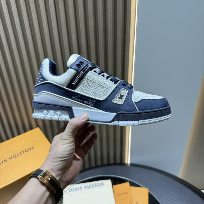 L1VV TRAINER