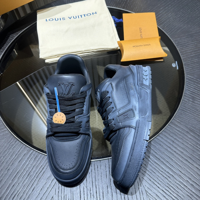 L1VV TRAINER