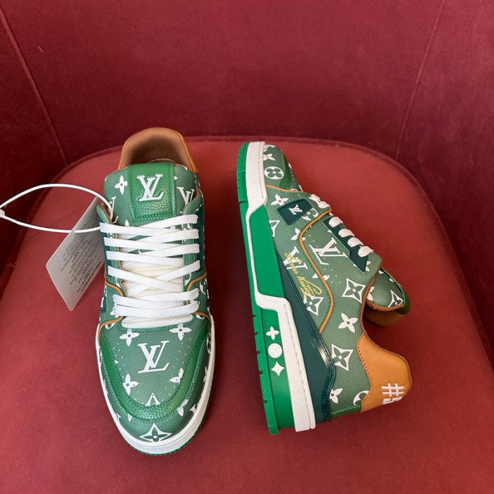 L1VV TRAINER