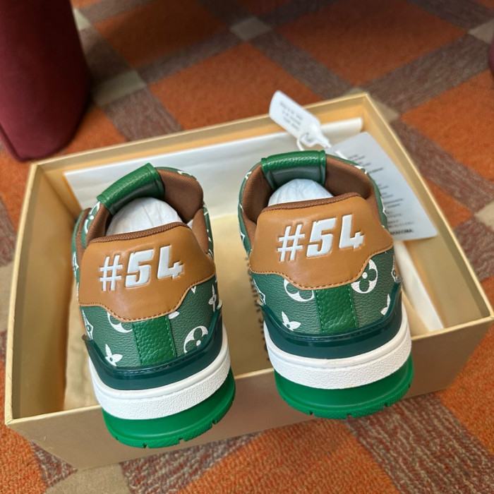L1VV TRAINER