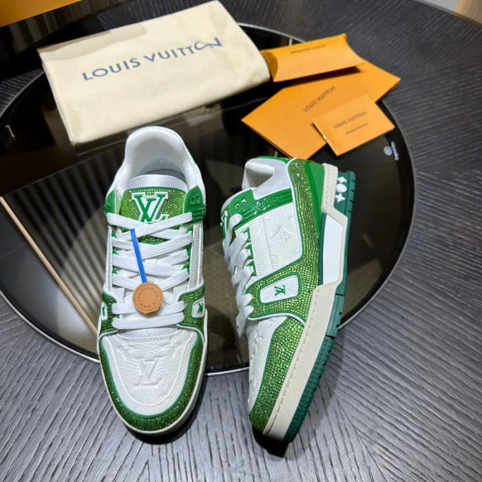 L1VV TRAINER