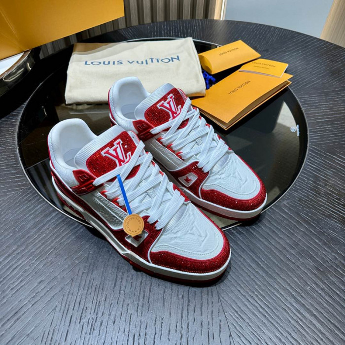 L1VV TRAINER
