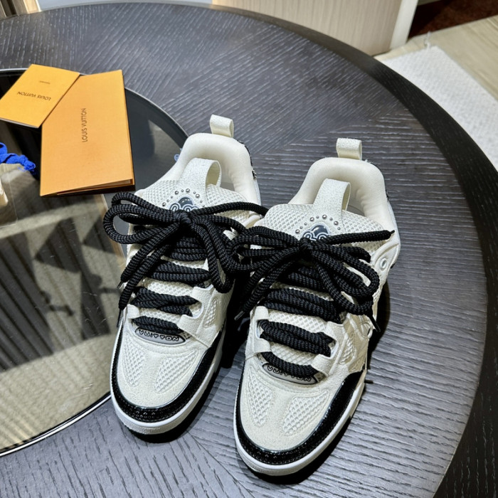 L1VV TRAINER