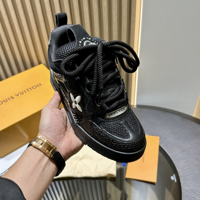 L1VV TRAINER