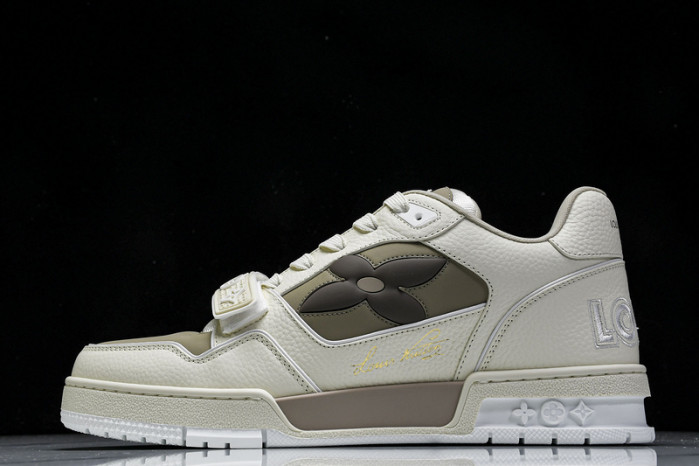 L1VV TRAINER