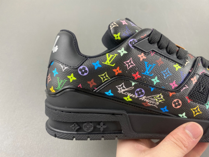L1VV TRAINER