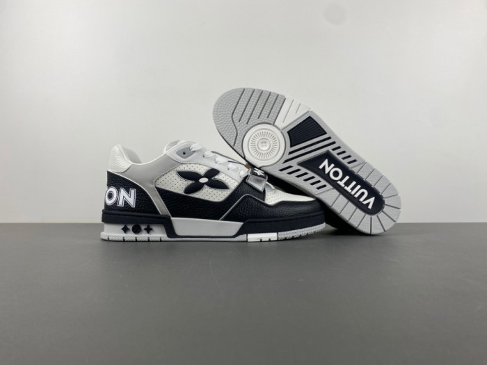 L1VV TRAINER