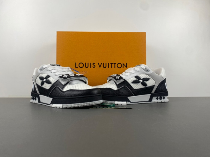 L1VV TRAINER