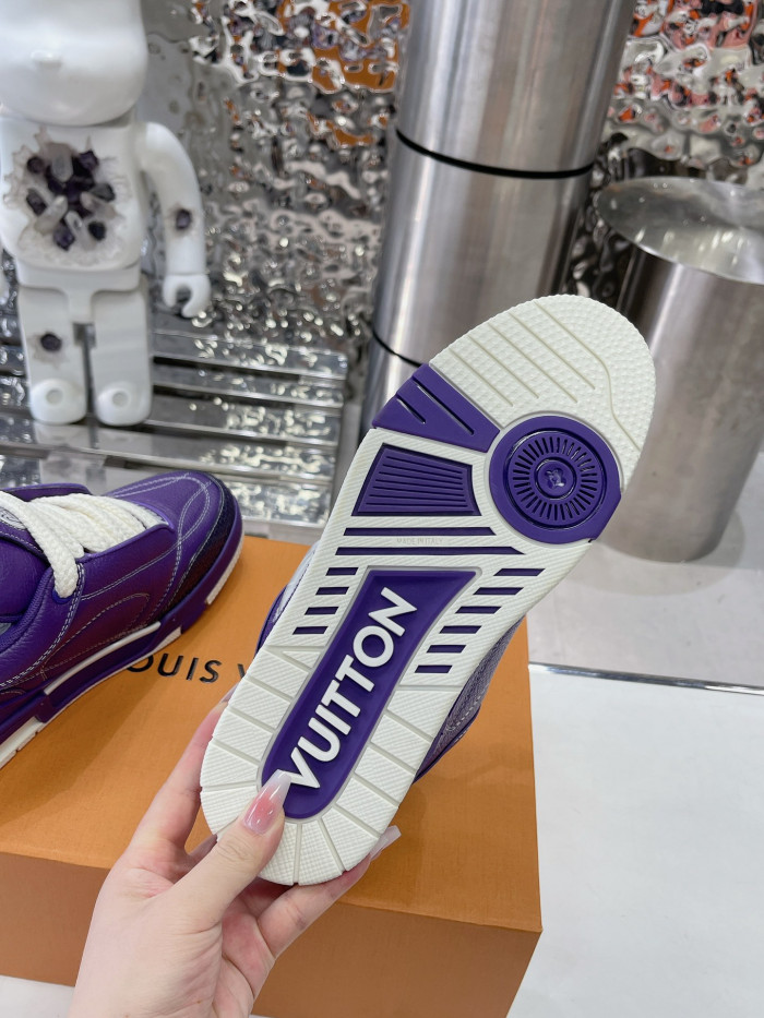 L1VV TRAINER