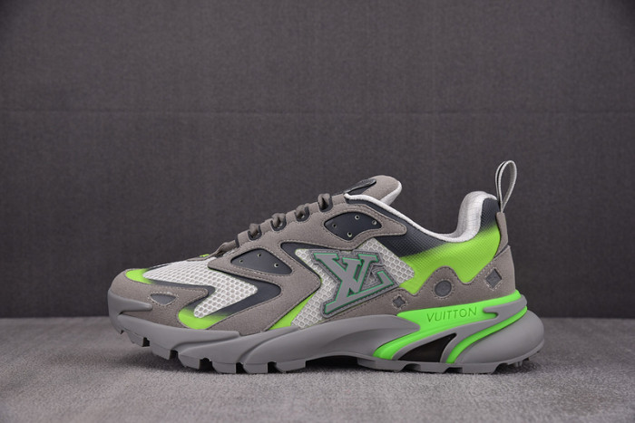 L1VV Sneakers