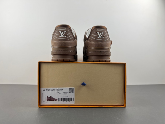 L1VV TRAINER