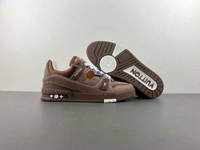 L1VV TRAINER