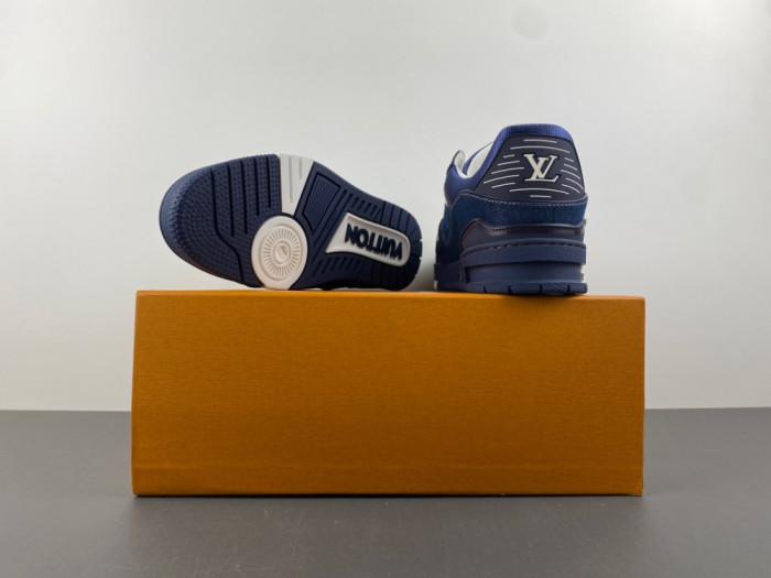 L1VV TRAINER