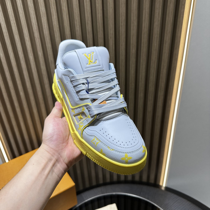 L1VV TRAINER