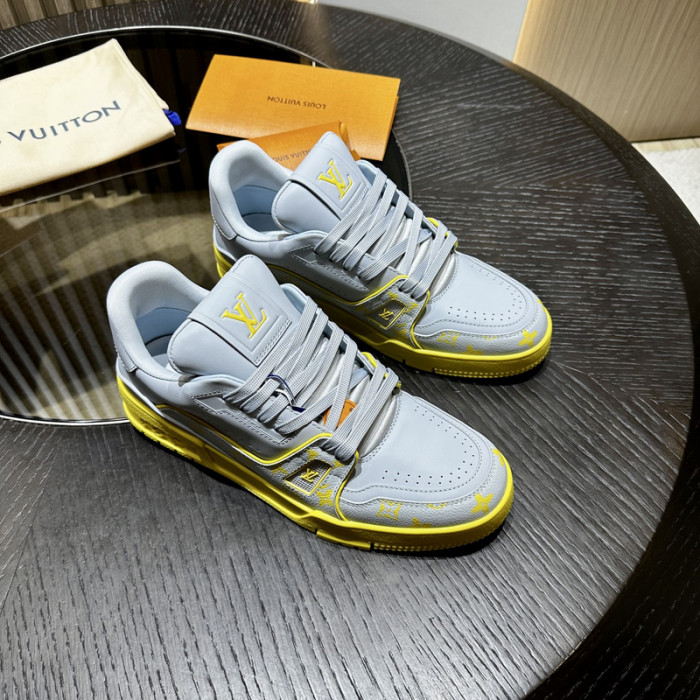 L1VV TRAINER