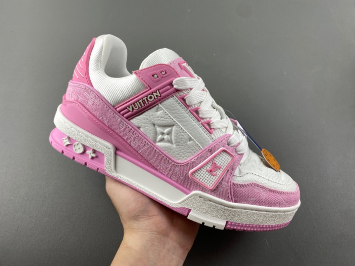 L1VV TRAINER