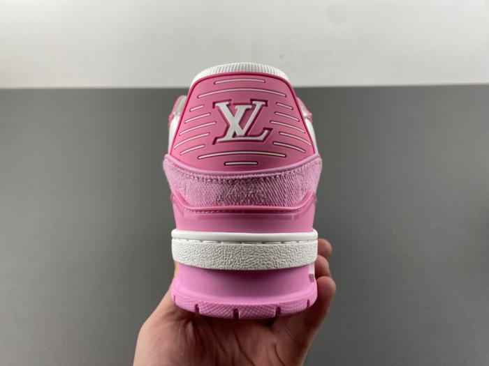 L1VV TRAINER