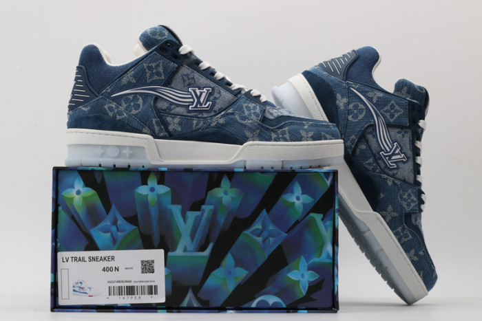 L1VV TRAINER