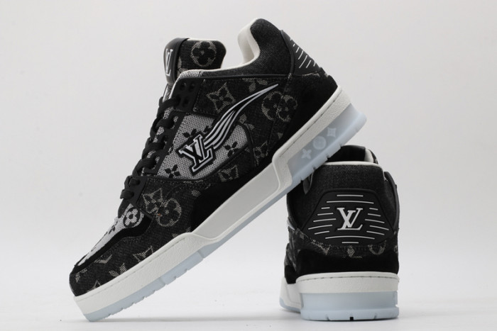 L1VV TRAINER