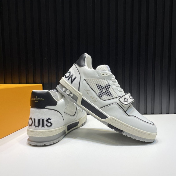 L1VV TRAINER
