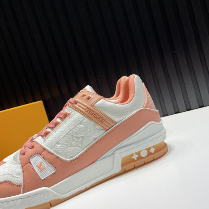 L1VV TRAINER