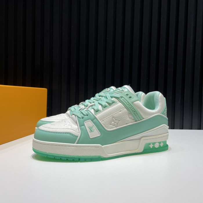 L1VV TRAINER