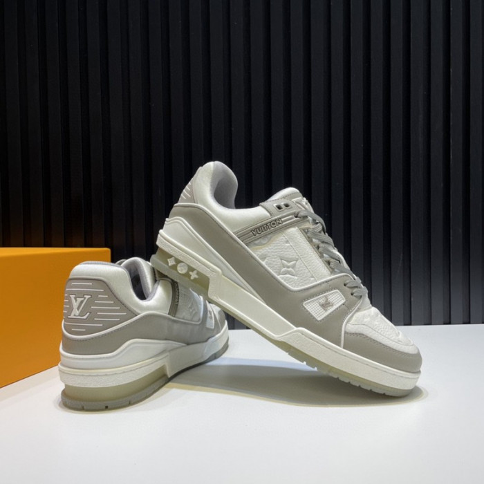 L1VV TRAINER
